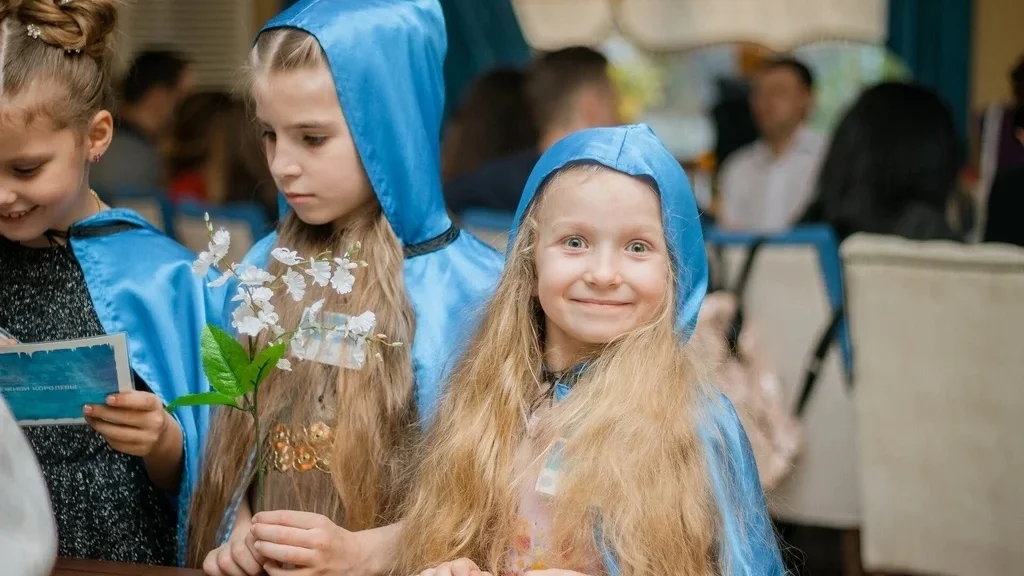Квест на&nbsp;8&nbsp;марта для детей &laquo;Два королевства&raquo; : волшебный цветок расцвел в&nbsp;Северном Королевстве. 